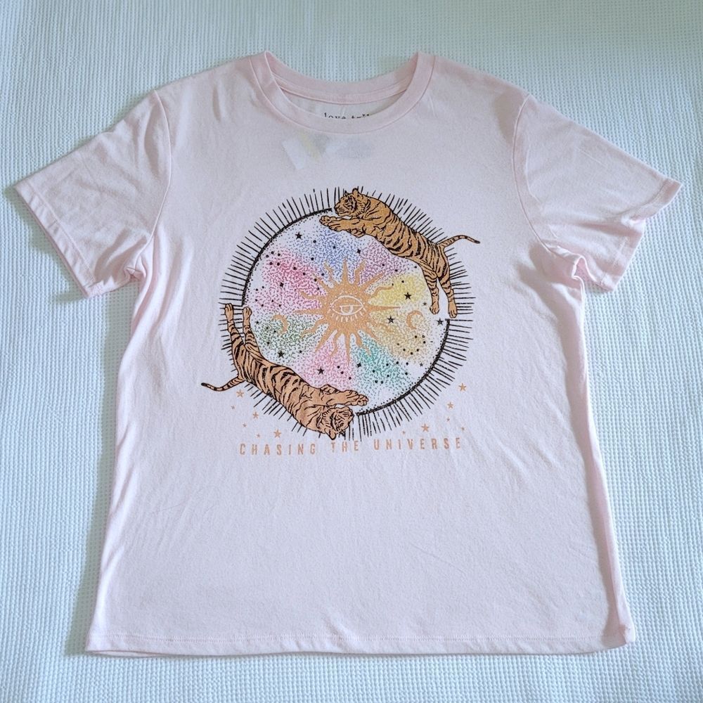 Love❤ Tribe "Chasing the Universe"🌌 Graphic Tee👕 - NWT